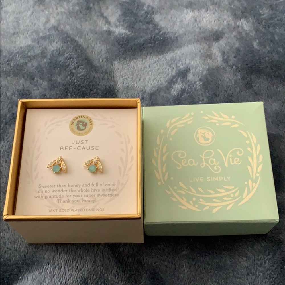 Sea La Vie Live Simply Earrings